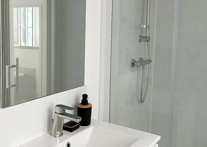 Cosy - Doutre Centre Апартаменти *